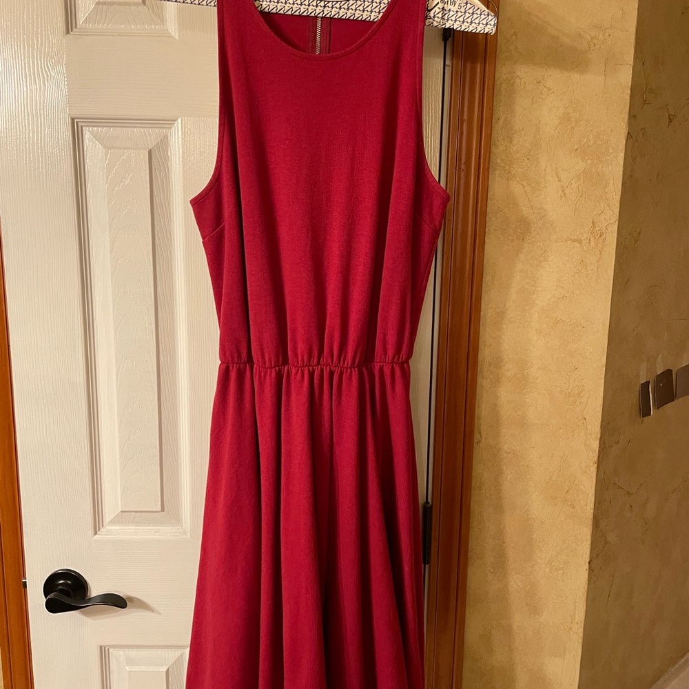 GAP Red Sleeveless Midi Dress